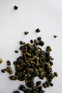 Imperial Black Dragon Oolong -           a milky treat